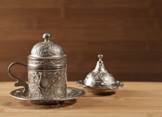 Jak prawidłowo siedzieć po turecku?