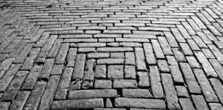 Ile kosztuje Bruk klinkierowy?