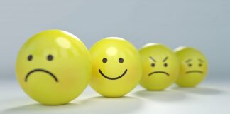 Co daje piłka do siedzenia?