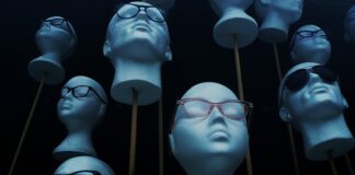 Czym zaciągnąć styropian?