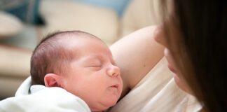 Jaki klej wysokoelastyczny?