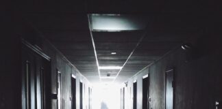 Ile kosztuje awaryjne otwieranie drzwi?