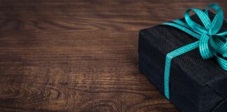 Jak zapakować prezent w balon?