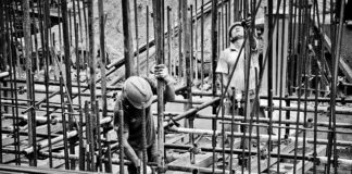 Czy muszę zgłosić budowę wiaty?